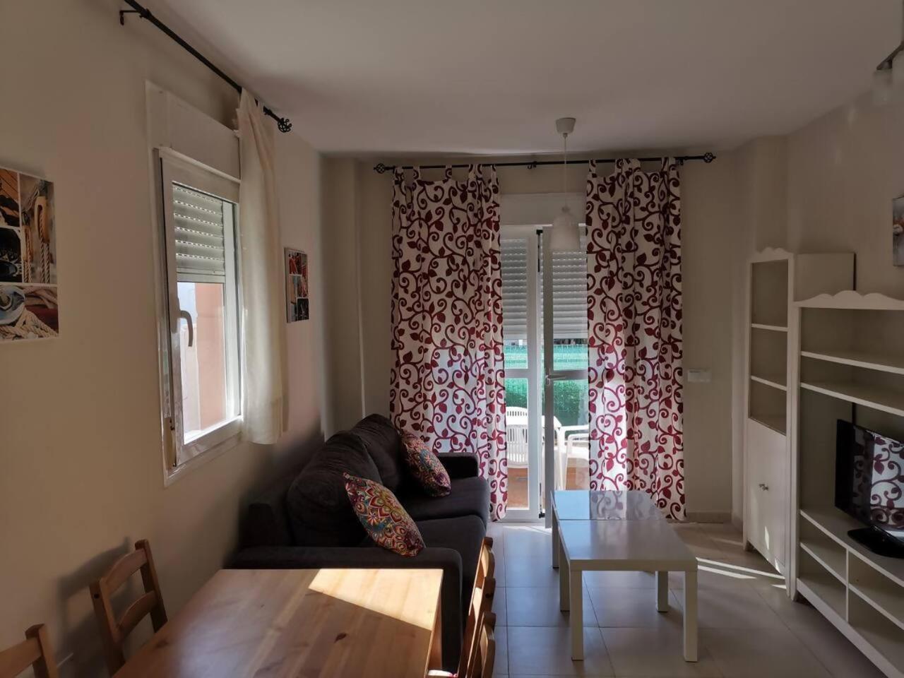 Vera Playa Fantastico: Beachfront With Pool And Terrace Playas de Vera